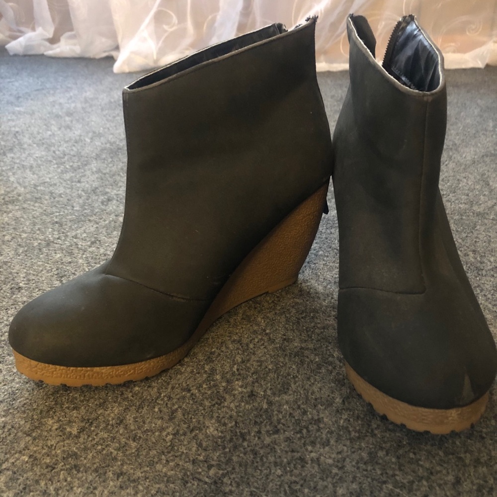 Fun wedged ankle boots.